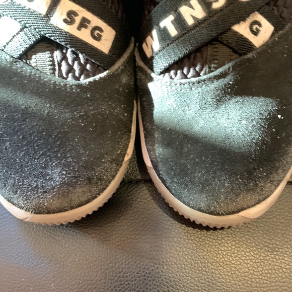 Boys Nike LeBron Soldier Size 6 Mens Witness Blk/white sneakers (Used - No Box) - Picture 4 of 5